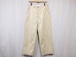 UNIVERSAL PRODUCTS.” NO TUCK WIDE CHINO TROUSERS ECRU”