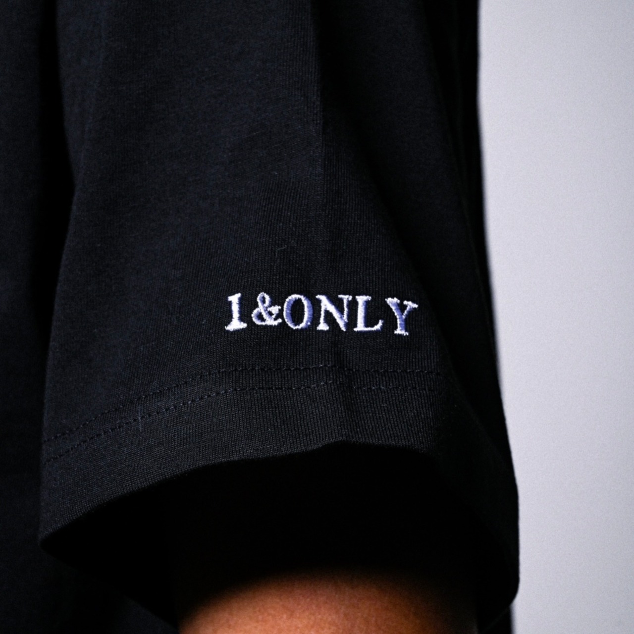 COLLEGE LOGO PREMIUM COTTON TEE