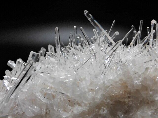 【送料無料】【最高品質】コロンビア サンタンデール産水晶クラスター2.5kg