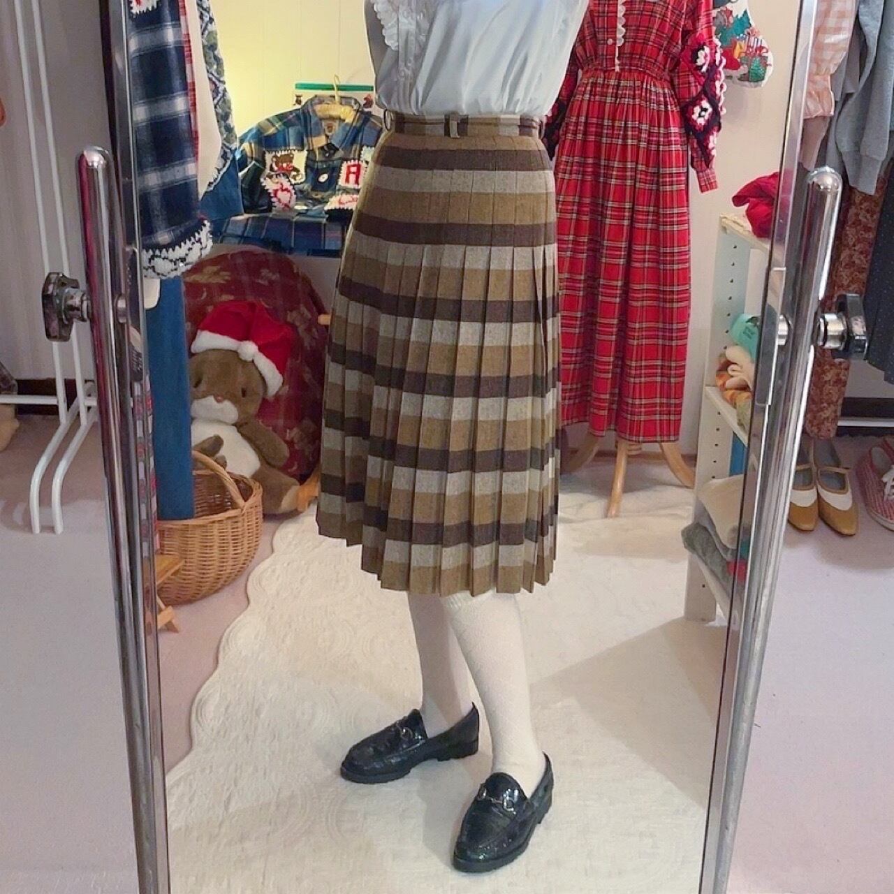 brown block check tuck skirt