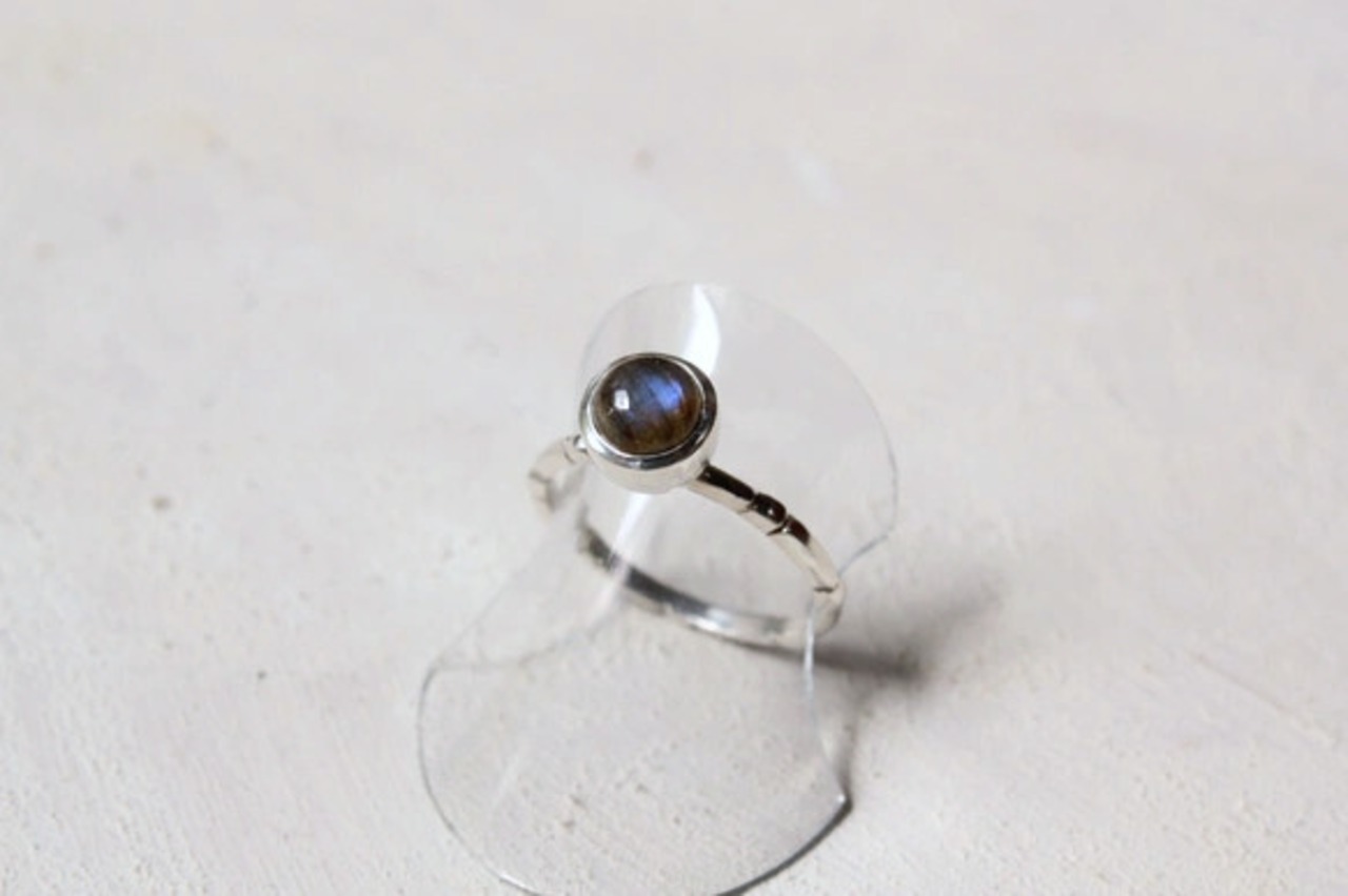 ラブラドライトのリング