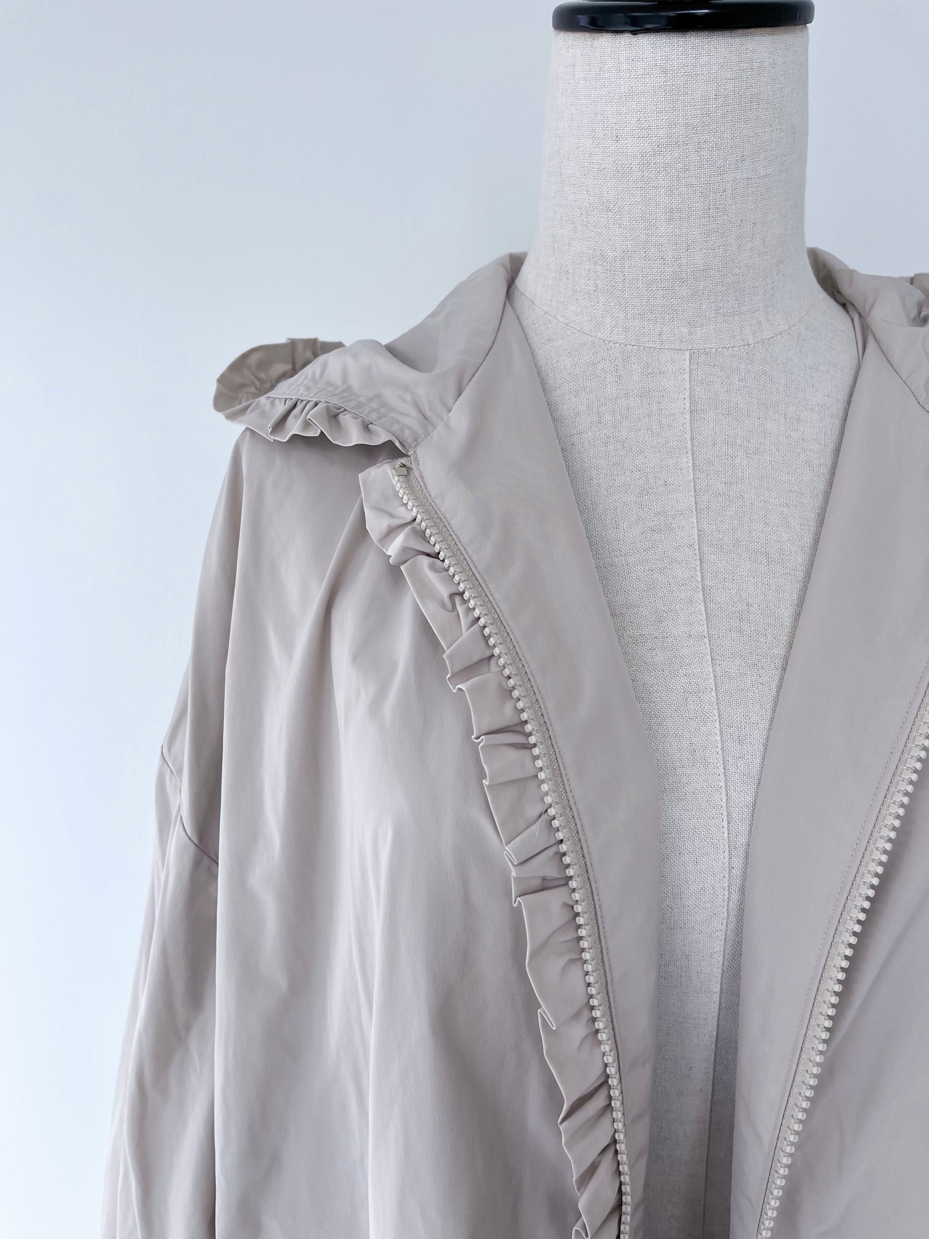 Bilitis dix-sept ans Hooded Frill Long Coat | KOKO