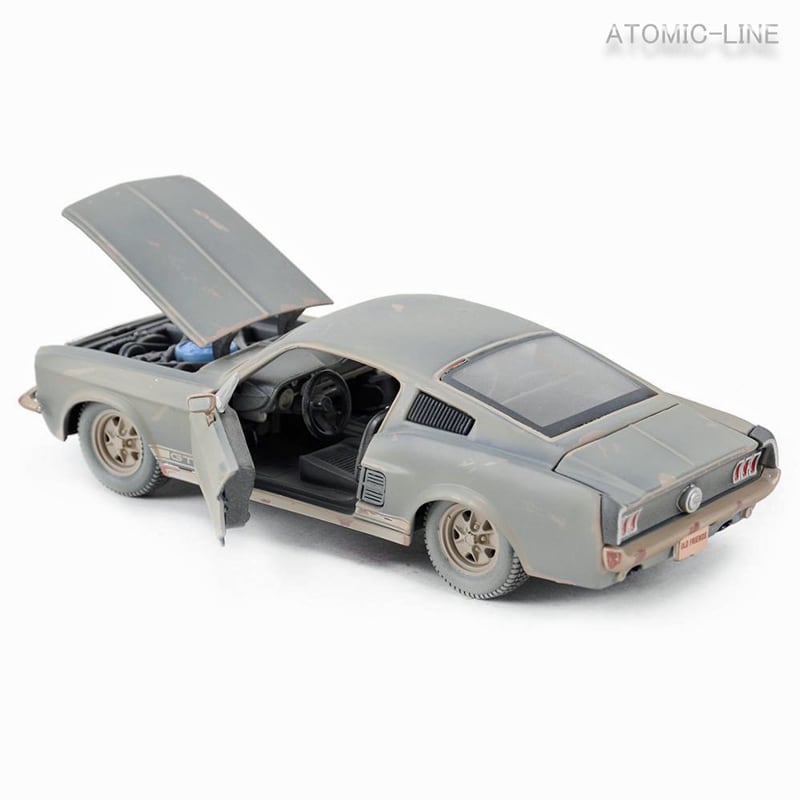 1967年式 フォード マスタング GT 1/24 ミニカー 合金モデル 模型