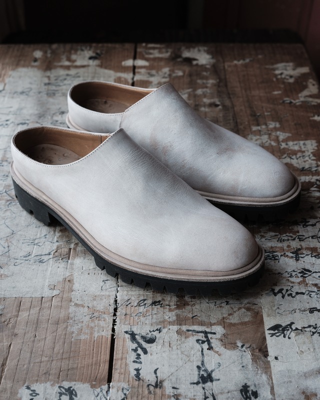 One of a kind｜Sabo – White (Bengara dyed cow leather)