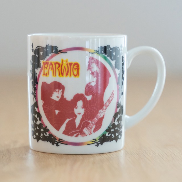 アーヤと魔女　ふしぎなマグカップ EARWIG（8530）