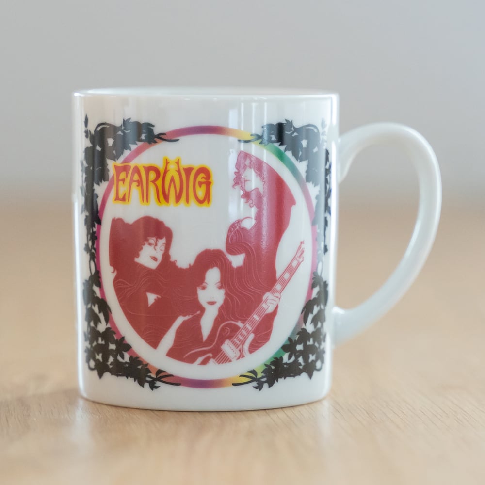 アーヤと魔女 ふしぎなマグカップ EARWIG(8530)