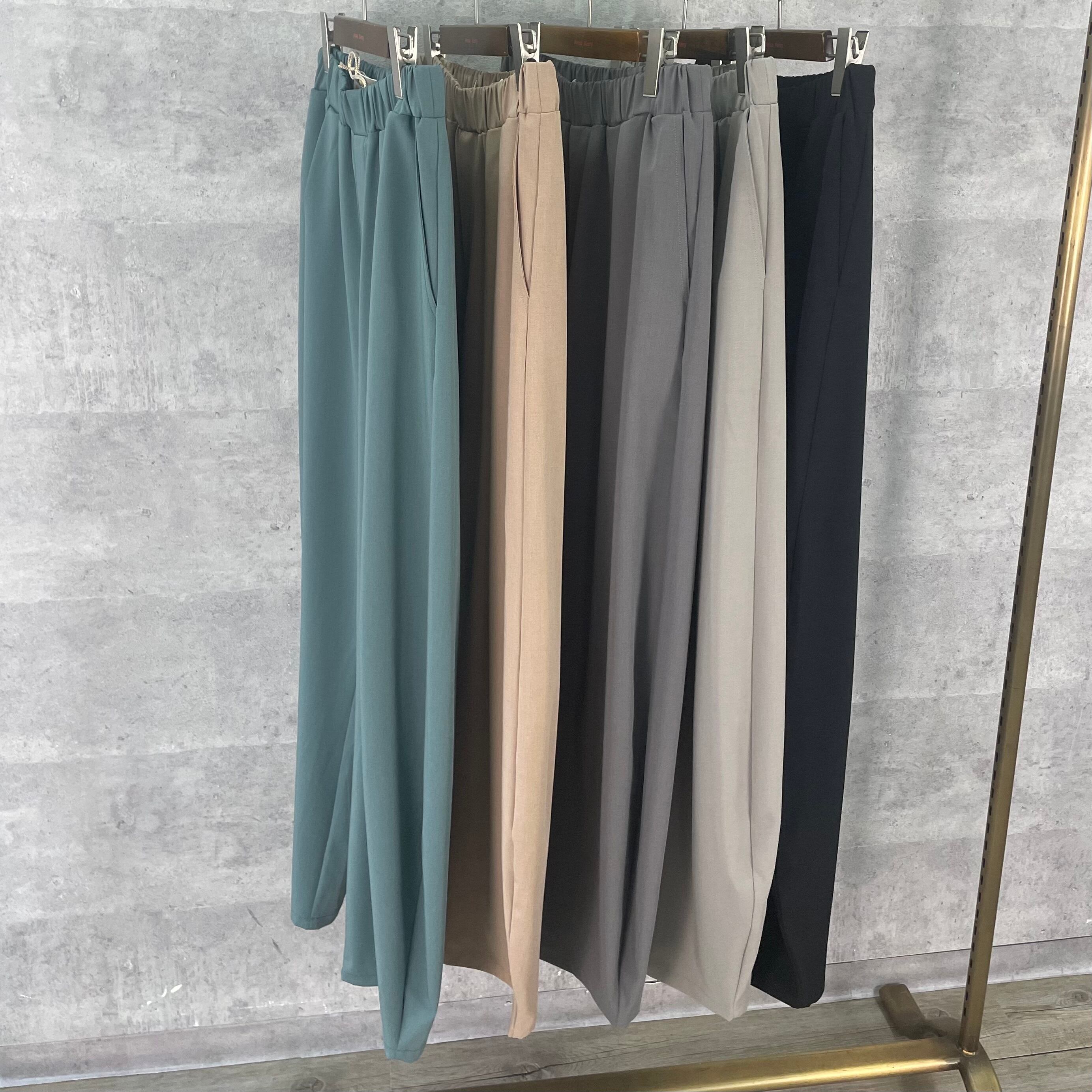 PICONE イタリア製パンツ ◎年末特売、さらにさらに限界まで値引きしま 