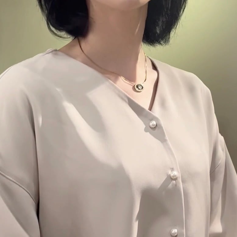 Christian Dior】2265 DIOR ブラックロゴ ネックレス ゴールド 主役
