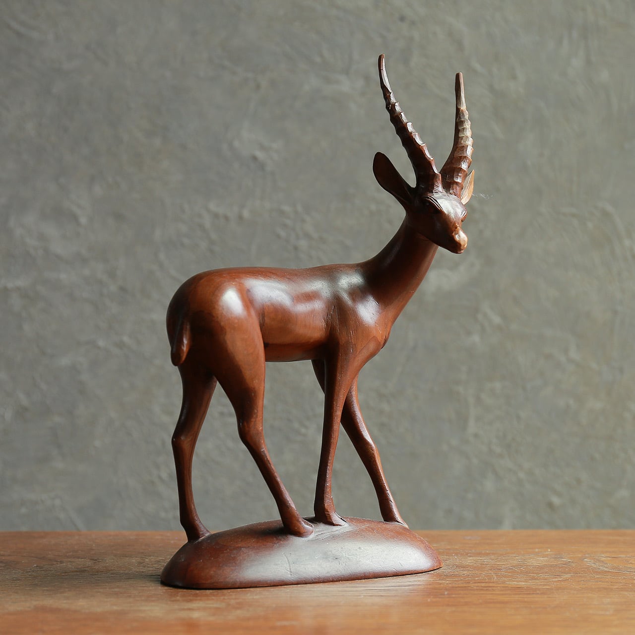 ご成約品】力強く、迫力のあるイノシシ・立派な角を持つ、オスのシカ 2