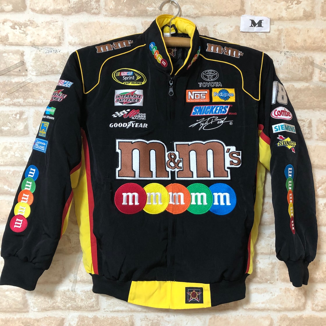 m&m