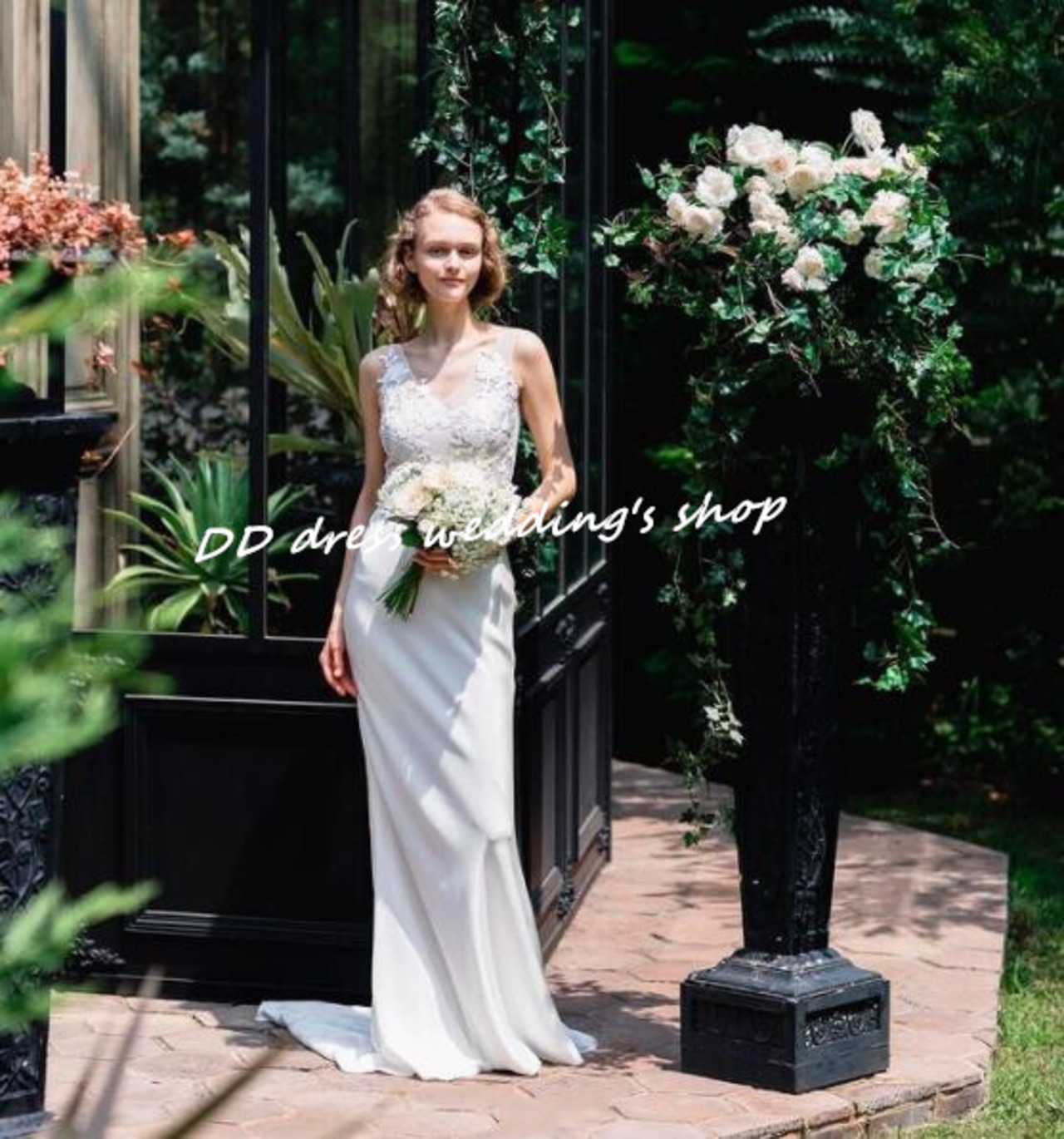 フランス風 Vネックドレス ウエディングドレス 可愛い マーメイド  