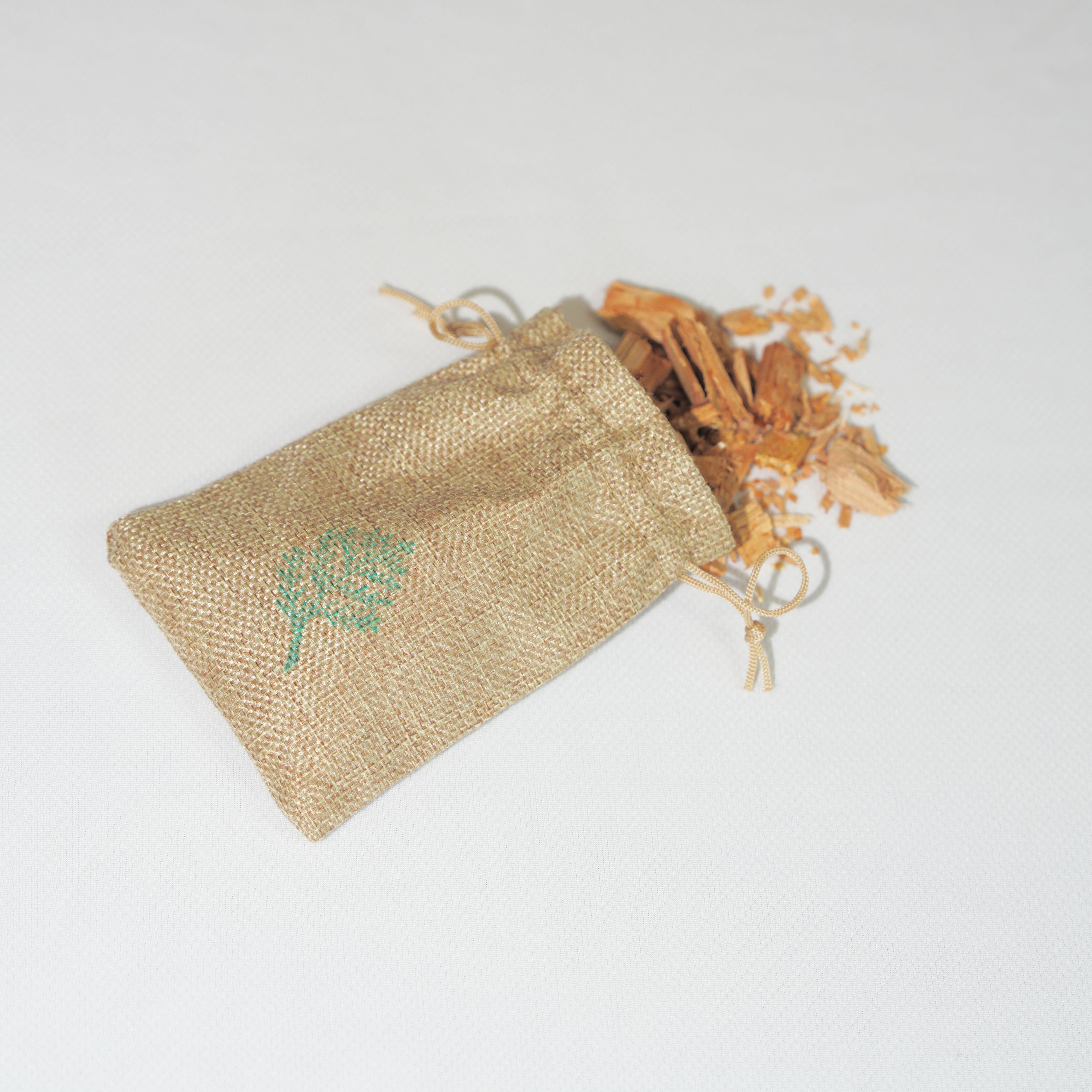 天然100% 能登ヒバ アロマオイル「薫森（かおるもり）」サシェ（香り袋