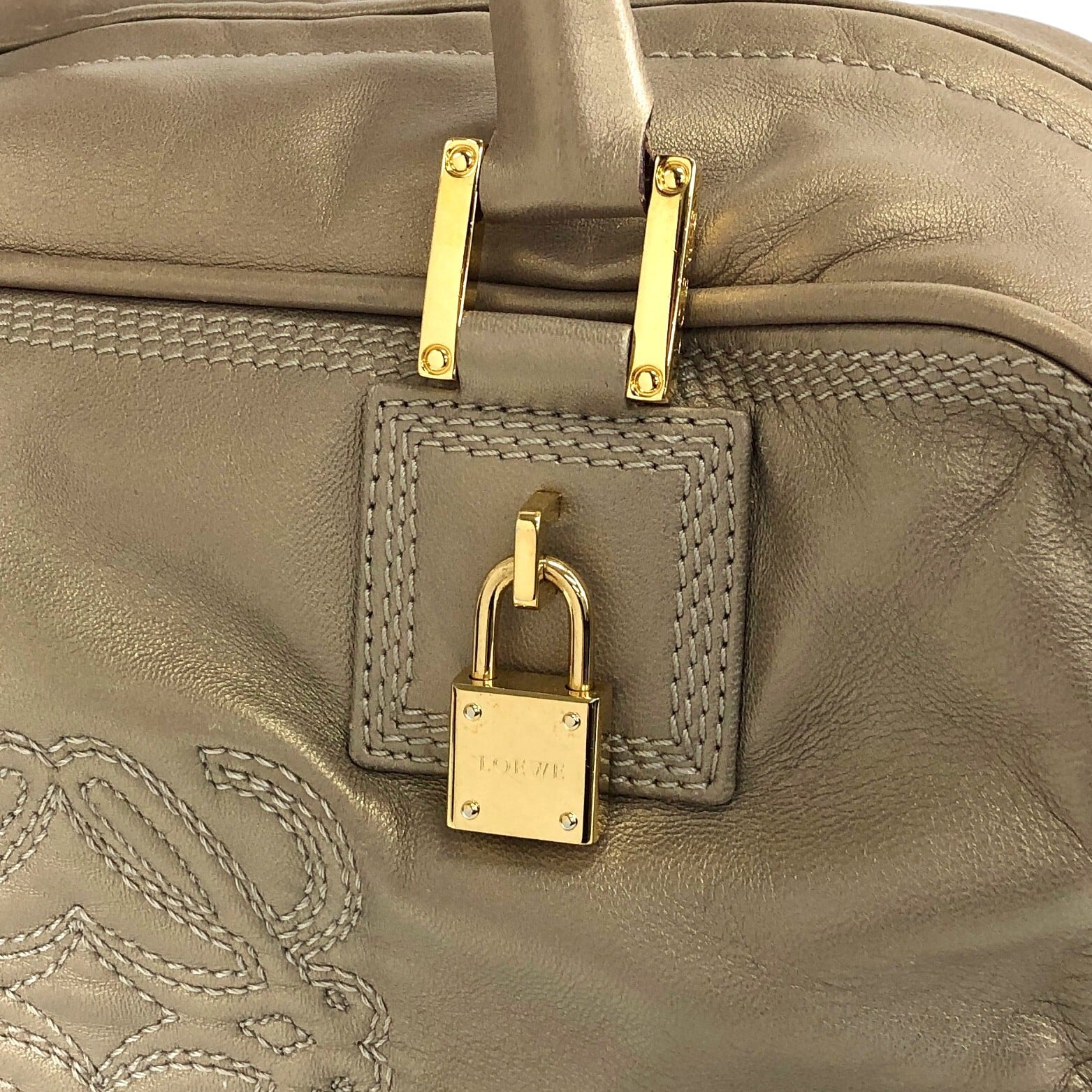 LOEWE ロエベ ハンドバッグアマソナレザーゴールドカデナ