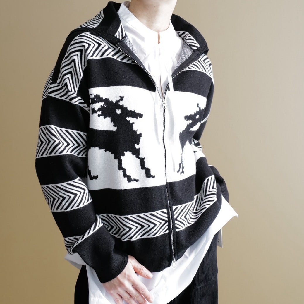 ★デザインジップカーディガン(ホワイト×ブラック)