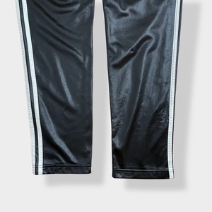 【adidas】トラックパンツ ジャージパンツ 光沢コーティング トレフォイル 刺繍ロゴ M ブラック アディダス US古着