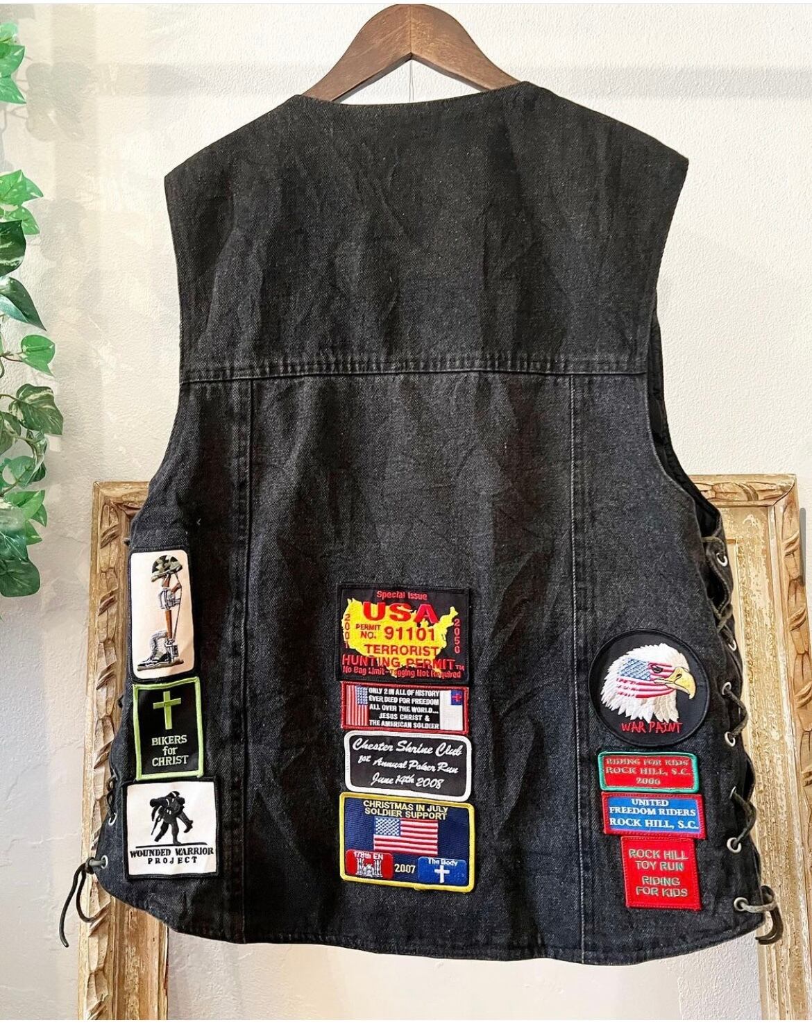 black denim lace up vest 【M】 | JUKEBOX