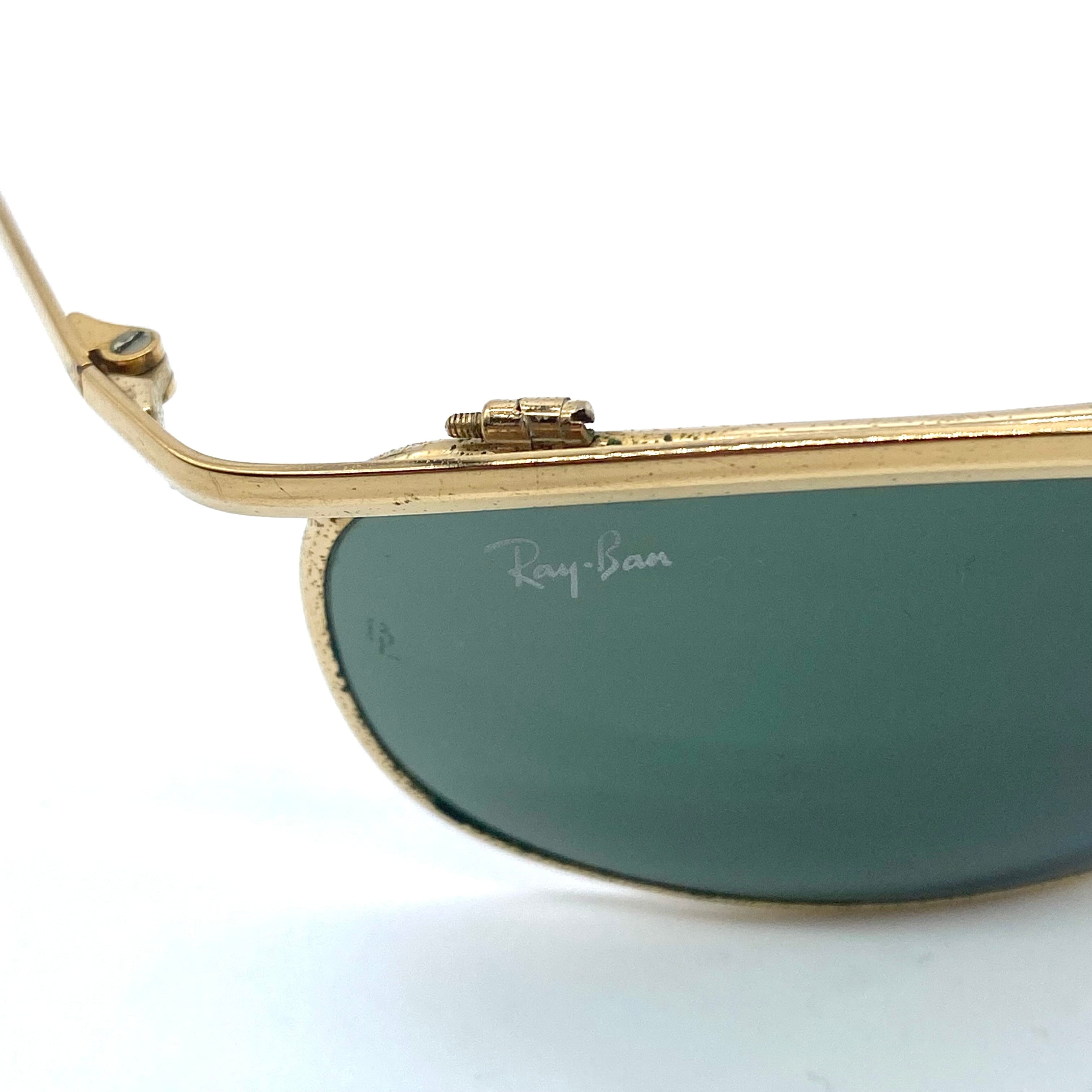 Vintage RayBan Sunglasses Oval Metal Frame Gold / ヴィンテージ 