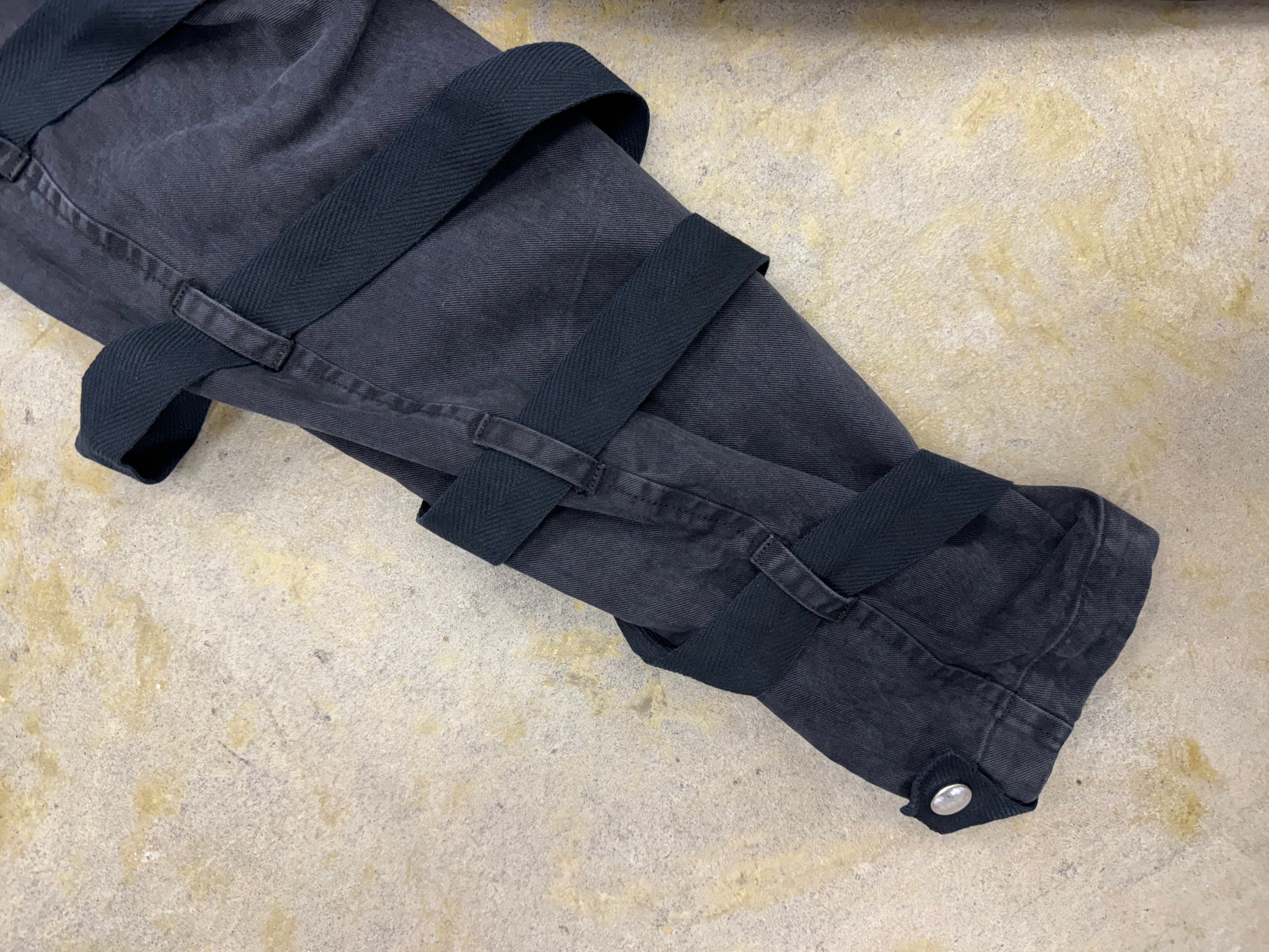 YUKI HASHIMOTO | BONDAGE MOD'S COAT | BLACK | HOWDAY