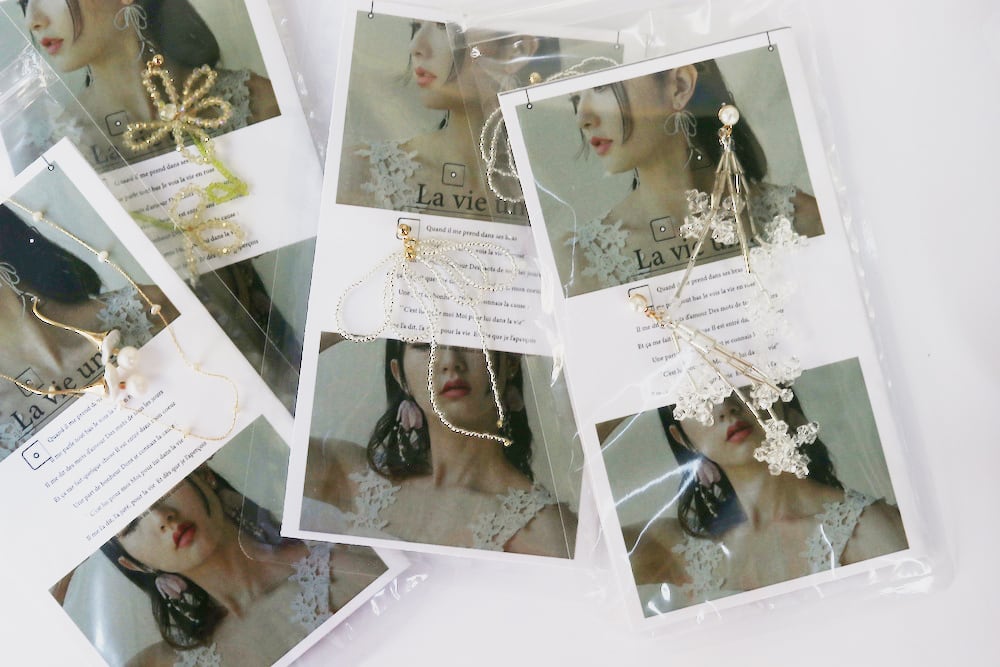 ビーズリボンピアス A17-059 | fesk