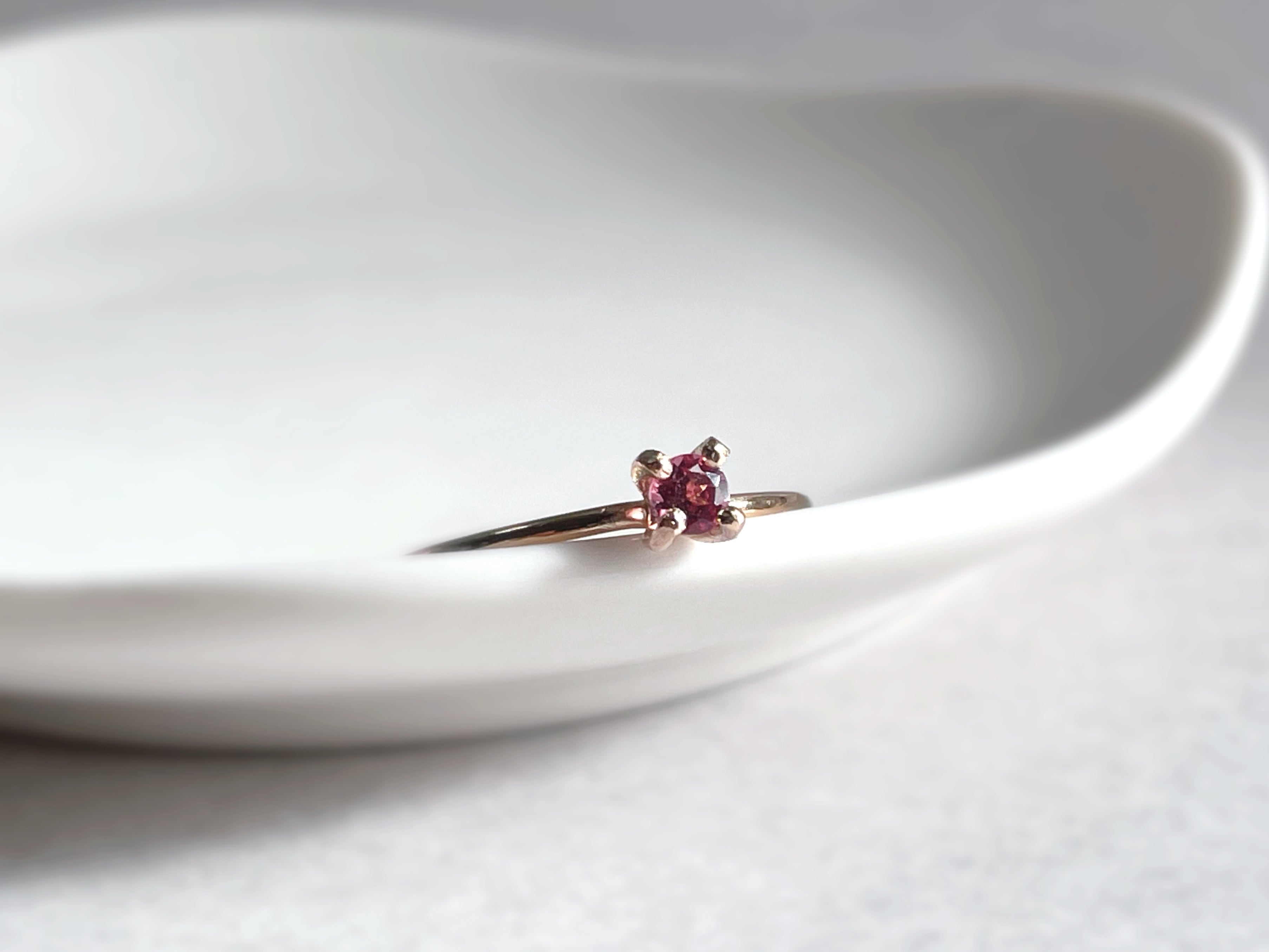 ロードライトガーネットのリング