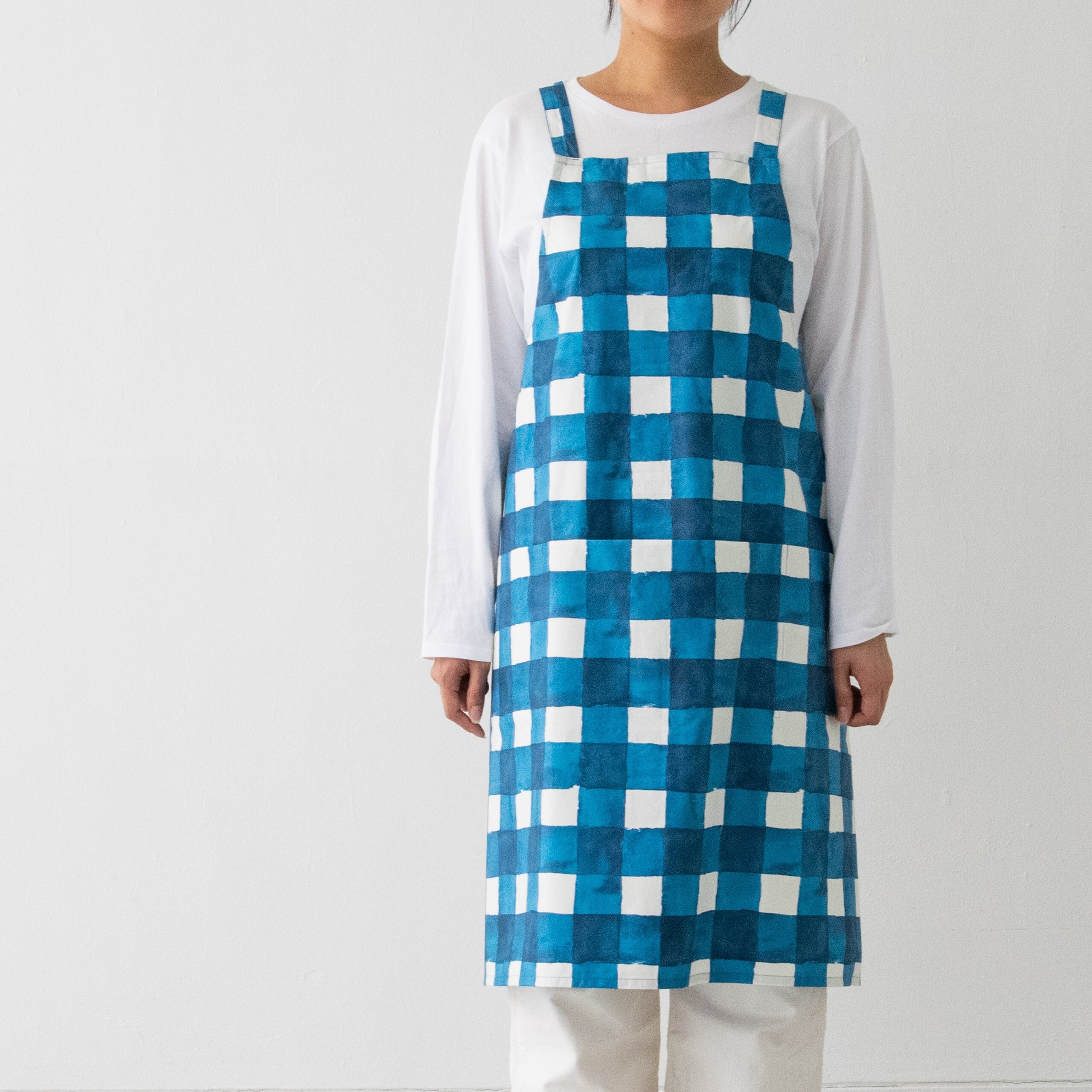 バッククロスチムニーエプロン CC　チェックチェック　ブルー / backcrosschimneyapron CC CHECK CHECK blue