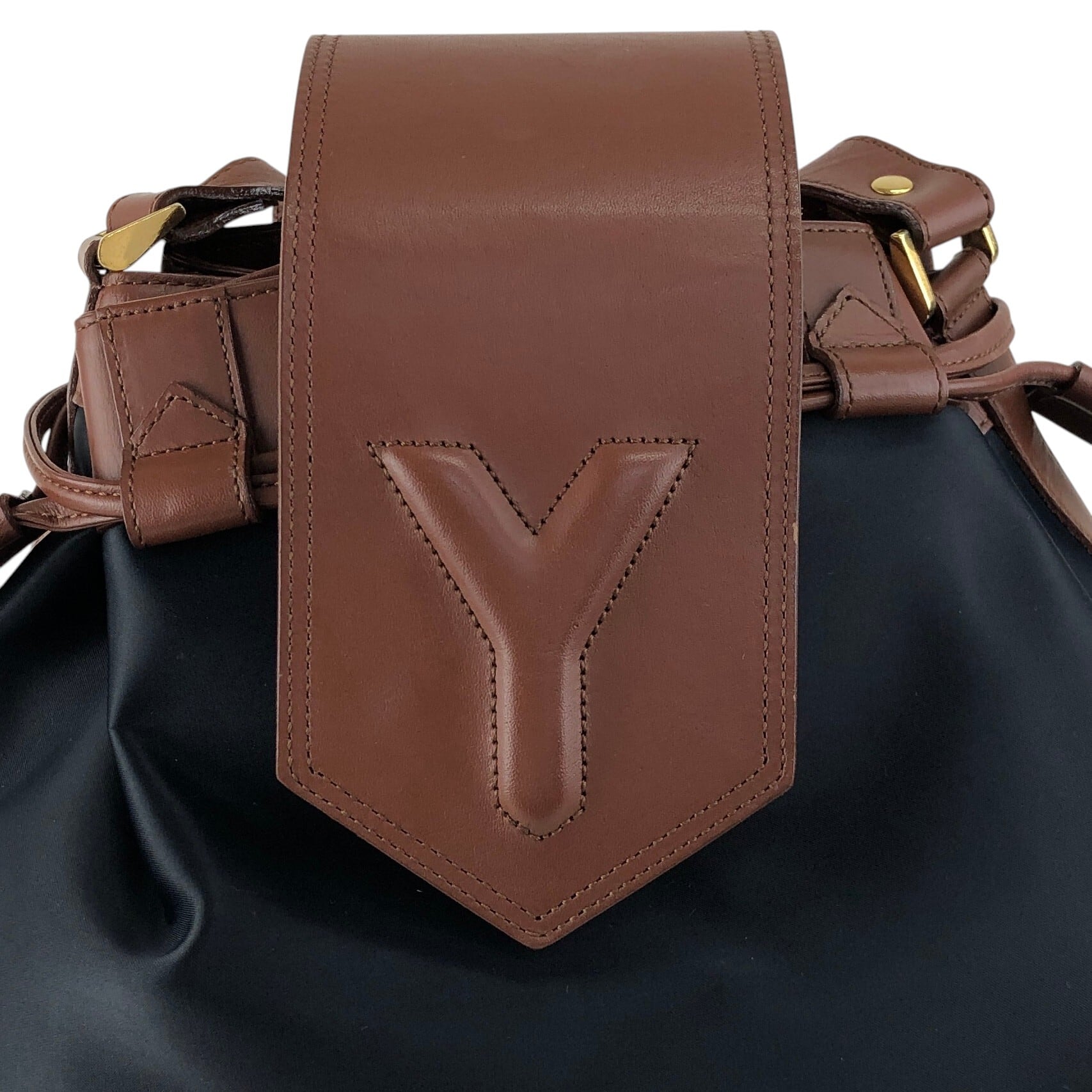 Yves Saint Laurent イヴ・サンローラン ショルダーバッグ ブラウン Y