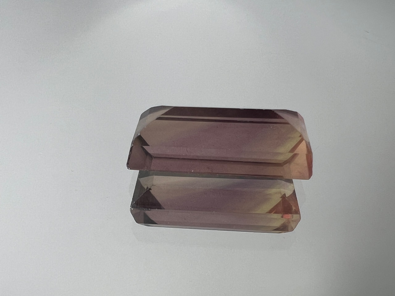 バイカラーフローライト　11.83ct　[C13‐32]