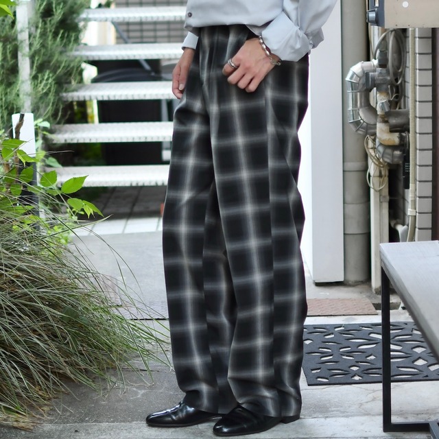 ombre check wide straight tuck pants