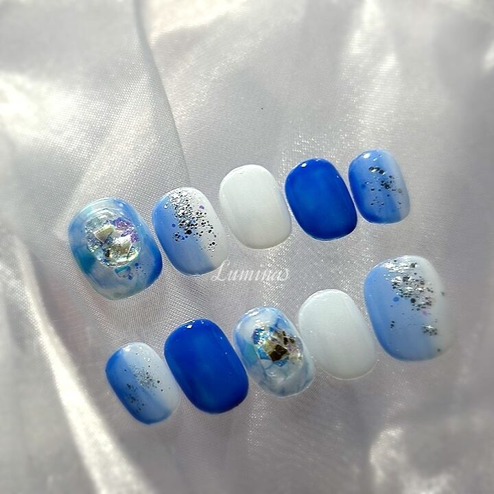 ブルー×ホワイト/涼し気ショートNail | Luminas Nail tip