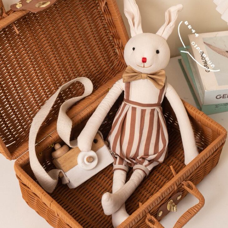 ウサギのぬいぐるみ 赤チェックドレス ファースト社 ウサギのぬいぐるみ 赤チェックドレス ファースト社