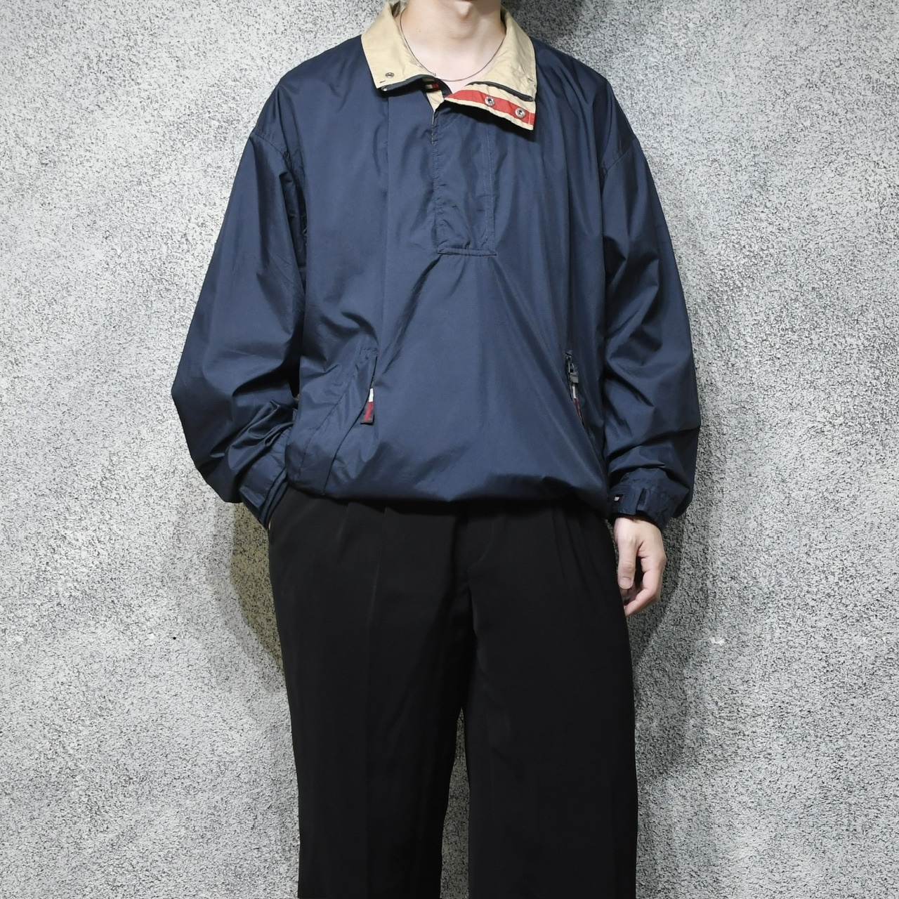 TOMMY HILFIGER half zip nylon pullover