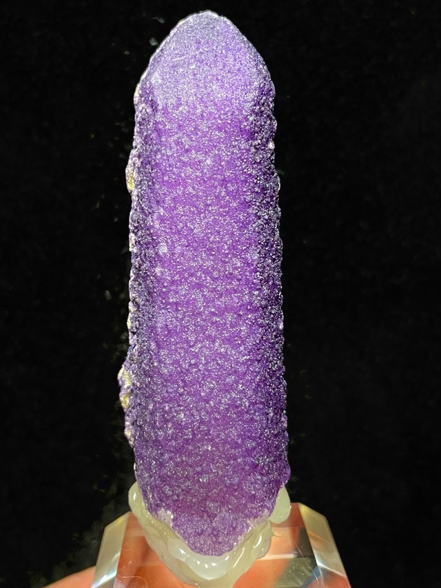 1) New found！内モンゴル産「パープル・フローライトonクオーツ」原石