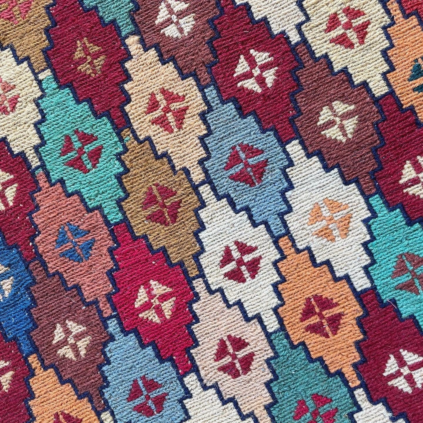 キリム／アゼルバイジャン | 中東雑貨のセレクトショップ CHAKA