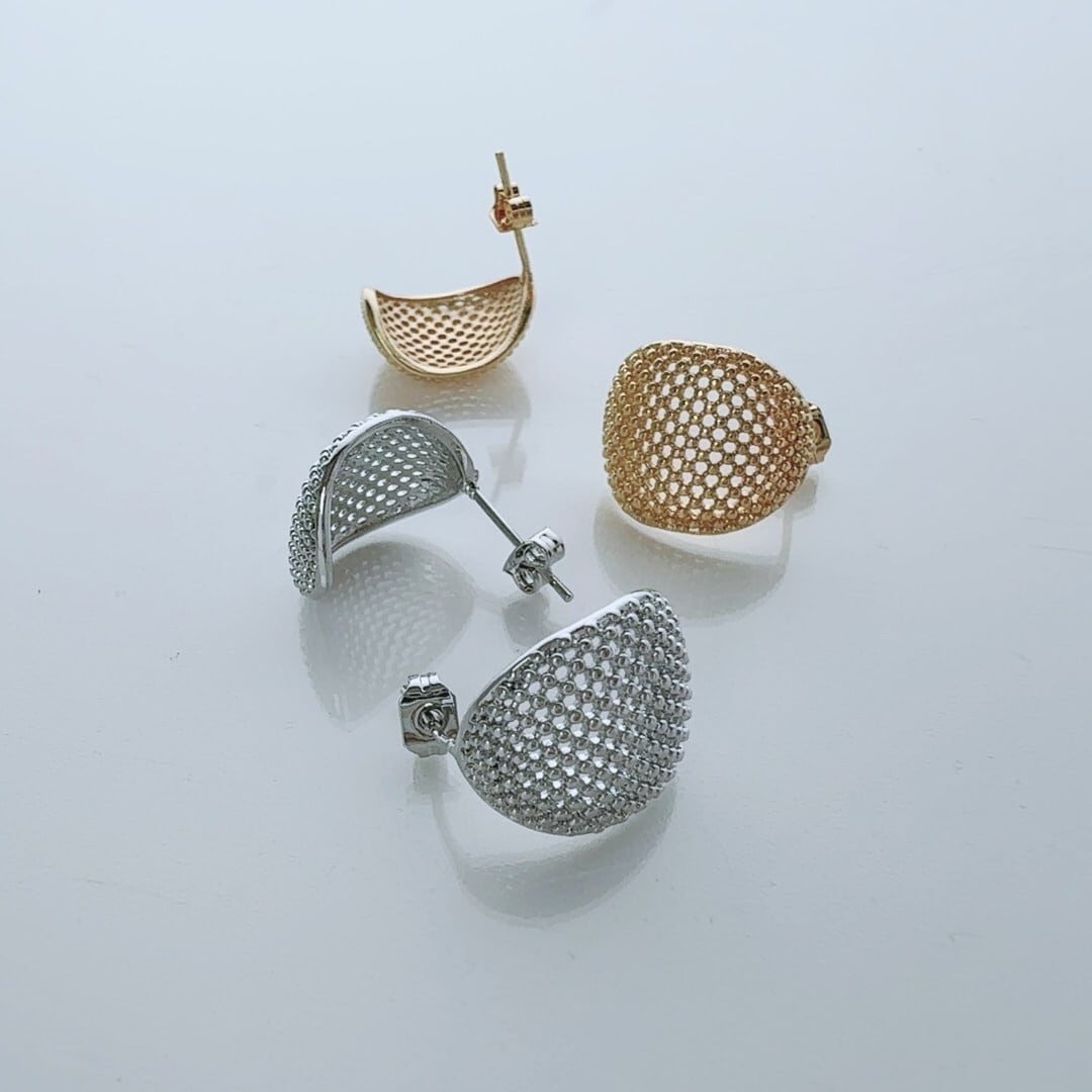 メッシュリーフピアス