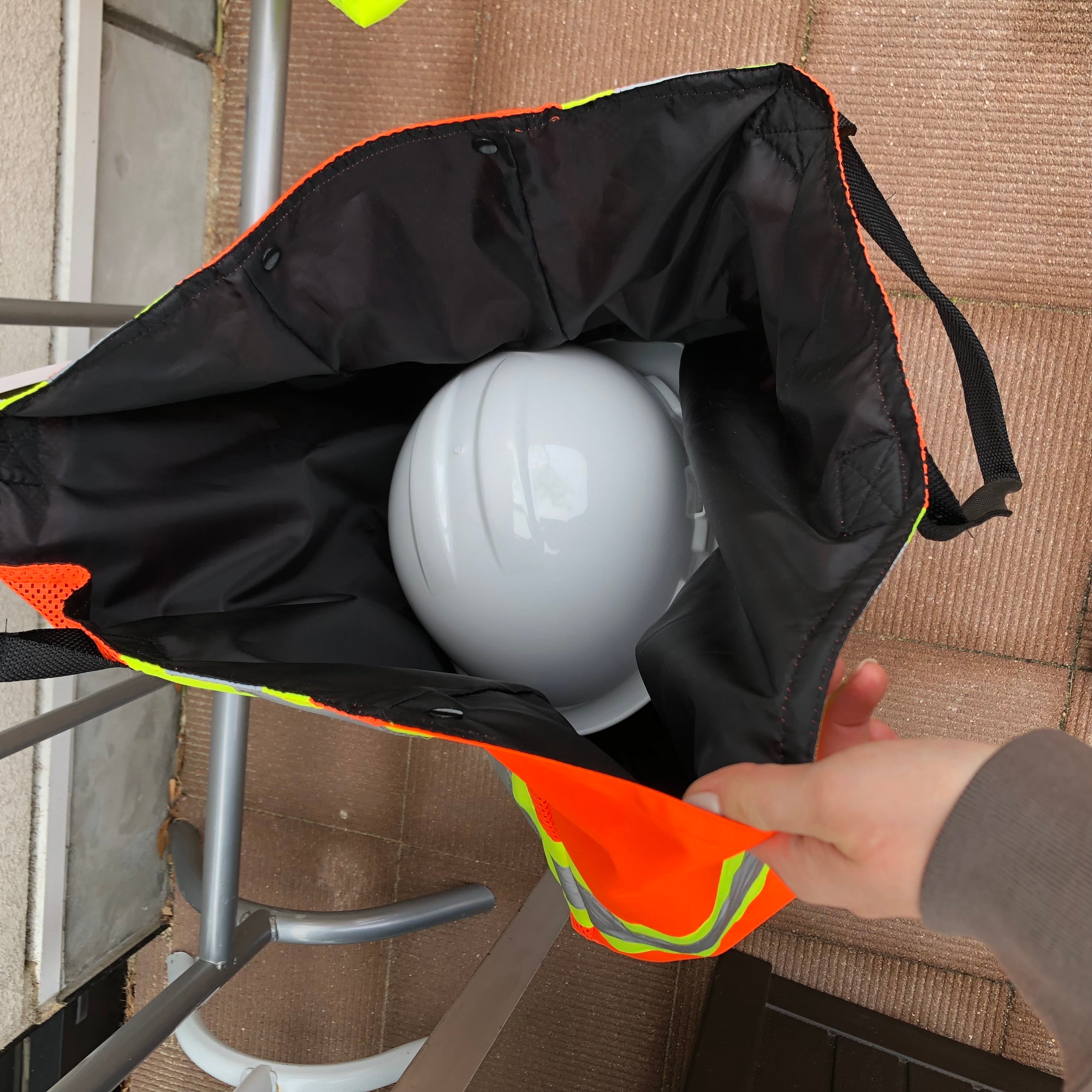 J.B.S.S】Hi-Vis REFLECTOR HARD HAT BAG | Transit. JAMESYAMA-TERRACE