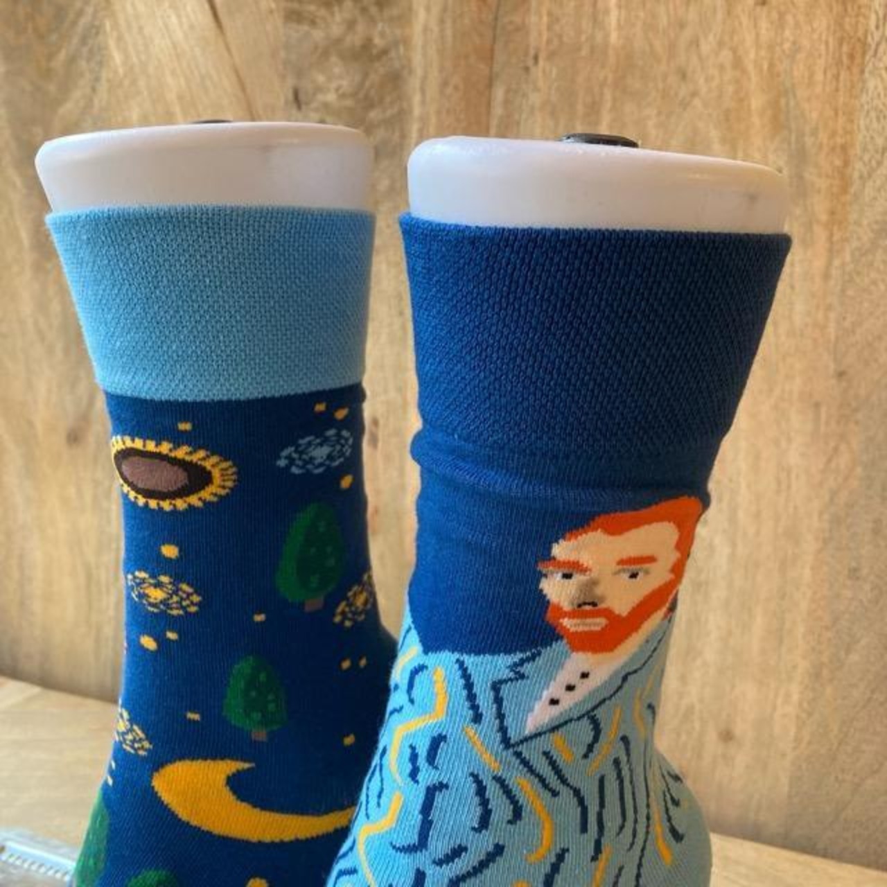 TOPANGA SOCKS Lady's　アシンメトリーソックス　gogh　ゴッホ　ブルー　ひまわり　月夜　アートソックス　　靴下　ユニーク　プチギフト　クルーソックス