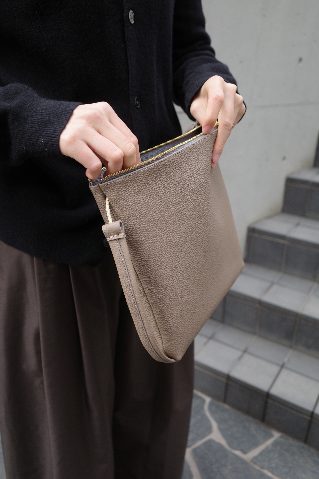 FAL-taupe-