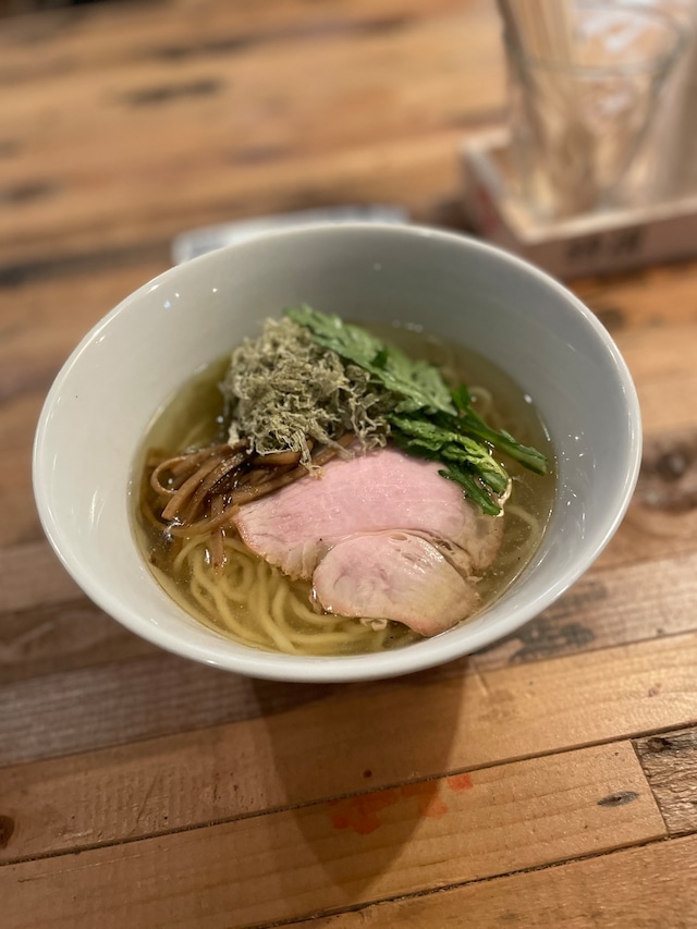 羅臼昆布の塩ラーメン