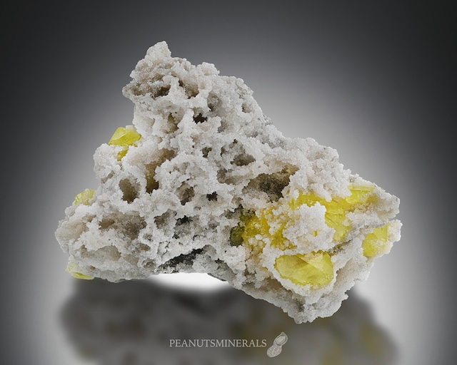 サルファー / アラゴナイト【Sulfur with Aragonite】イタリア産