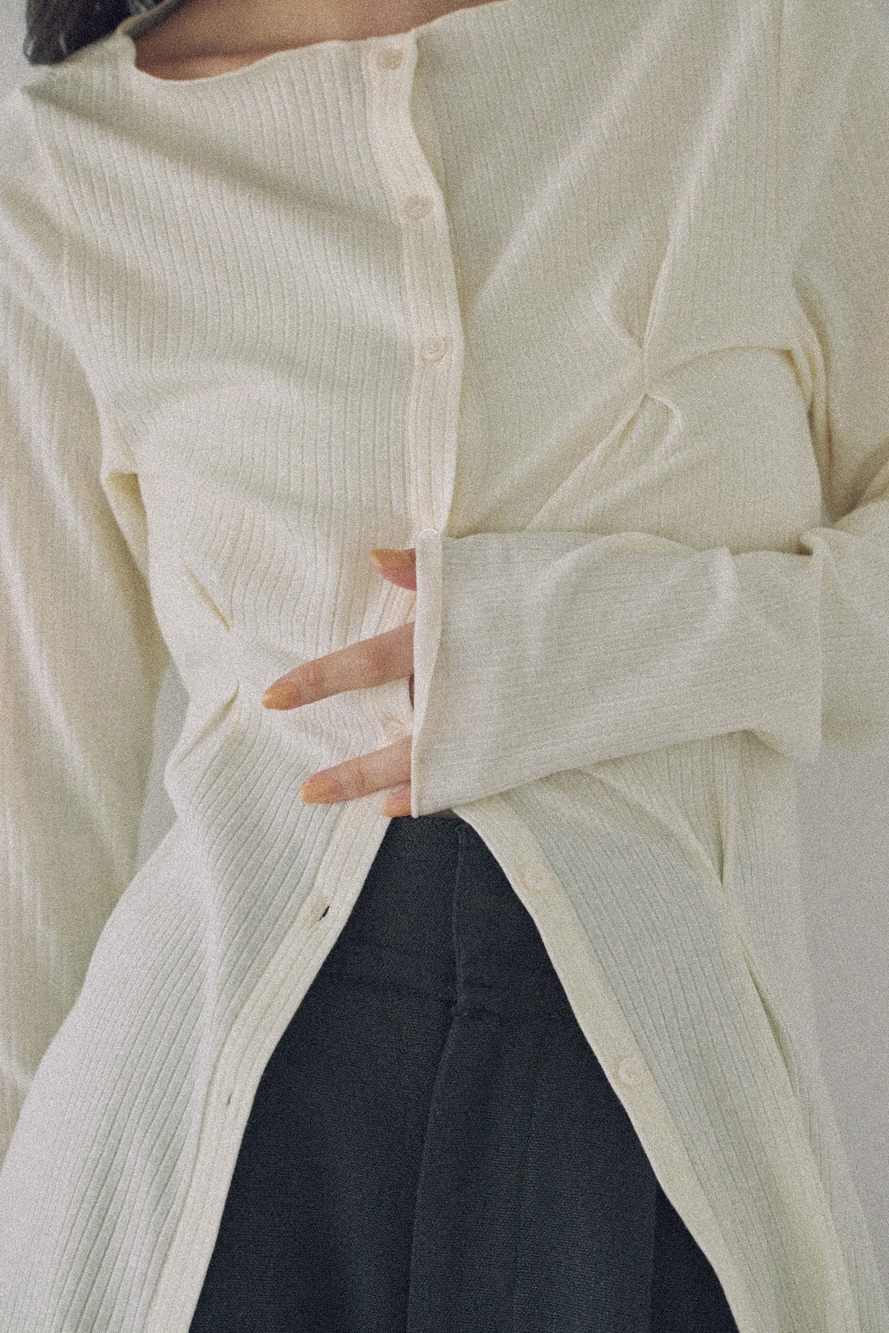 DU260523 Tuck Design Tops