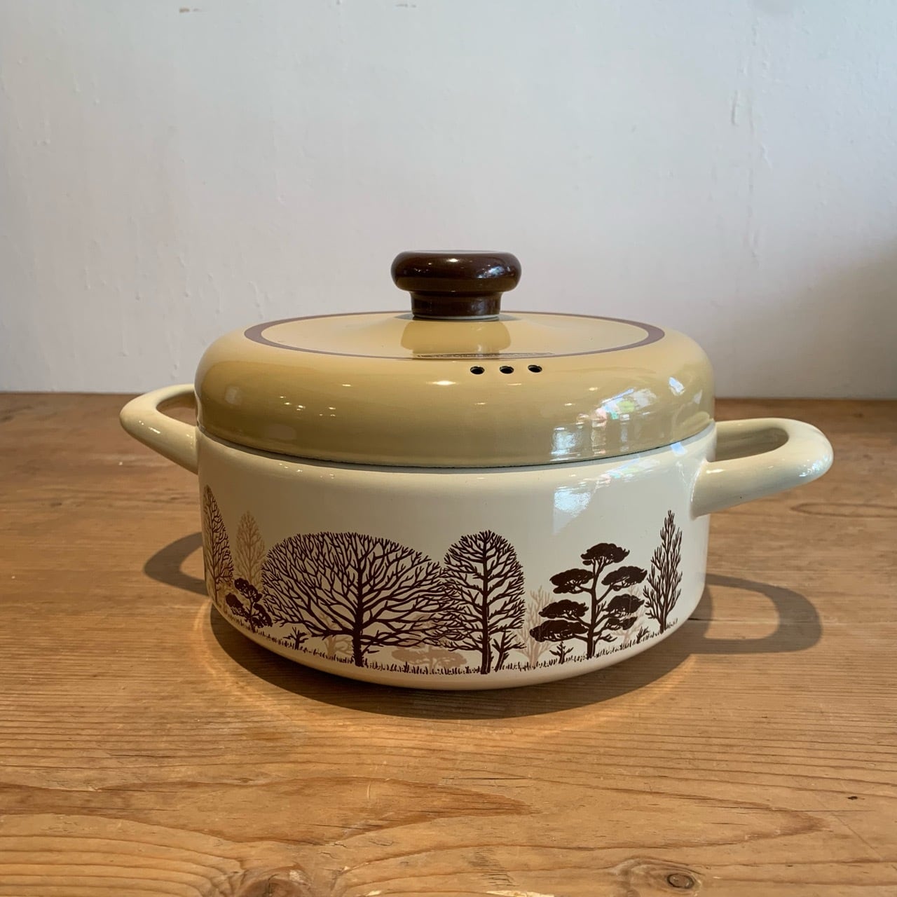 リアル風の木のシルエット柄 北欧風 ホーロー両手鍋 昭和レトロ EJIRY