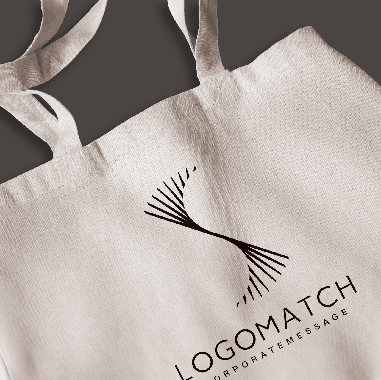 繊細に光るSのロゴ