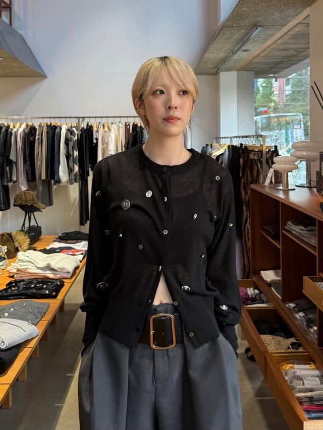 【26AW | WOMEN】PRANK PROJECT プランクプロジェクト / カーディガン / Suivi Wool Playful Button Cardigan. 31262365404