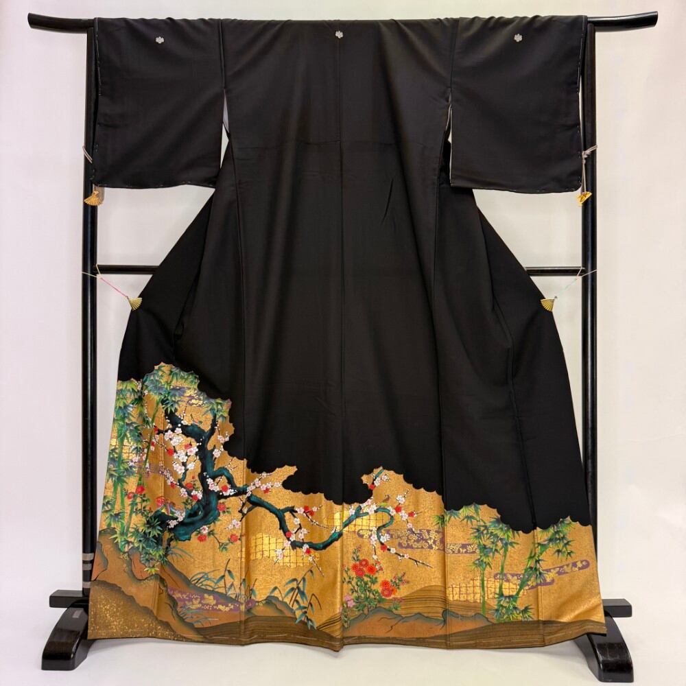 黒留袖 リサイクル着物 安い 裄65.5cm M size リメイク 中古 礼装 ポリエステル リユース 6217