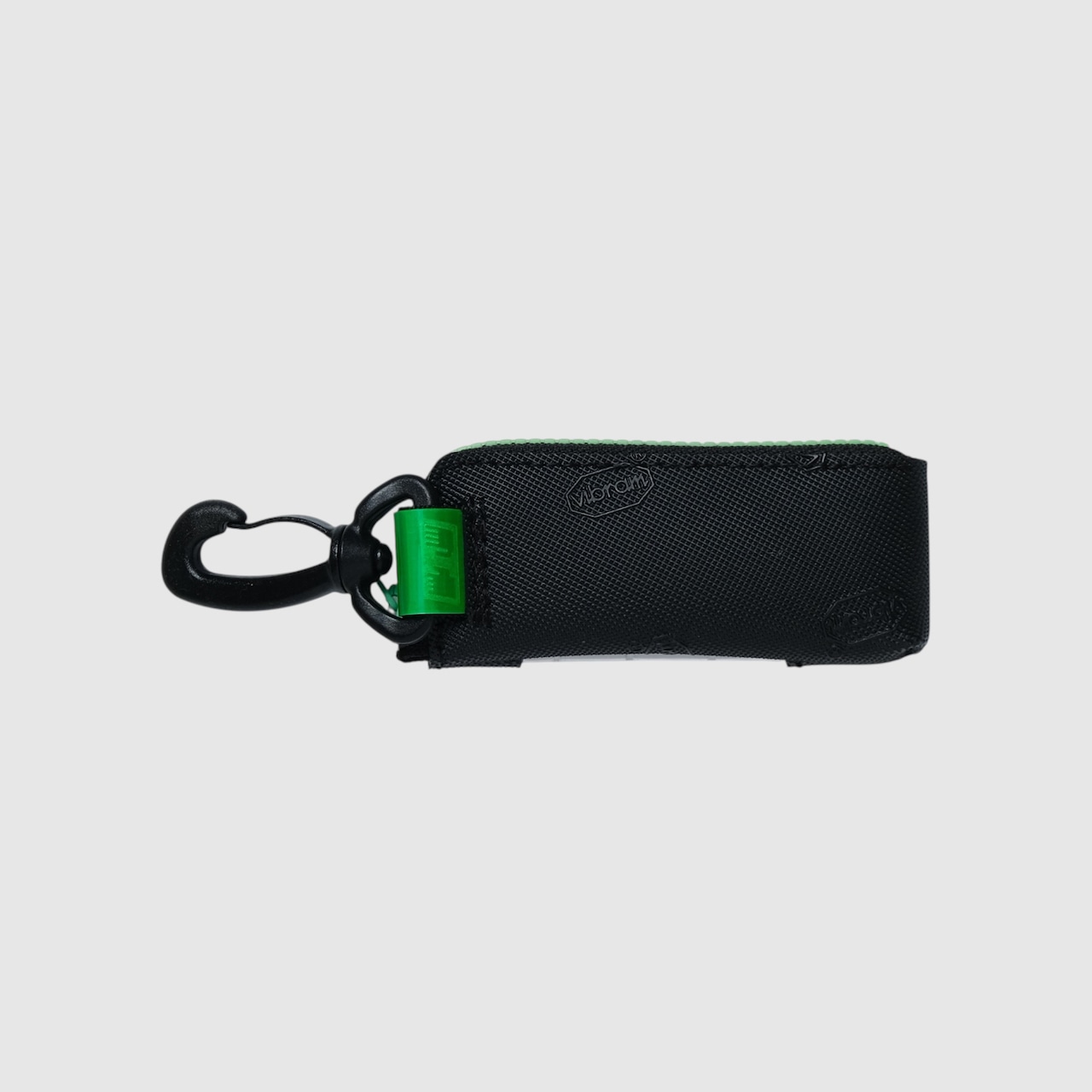 vibram light case (black×clear) with green glowing zip