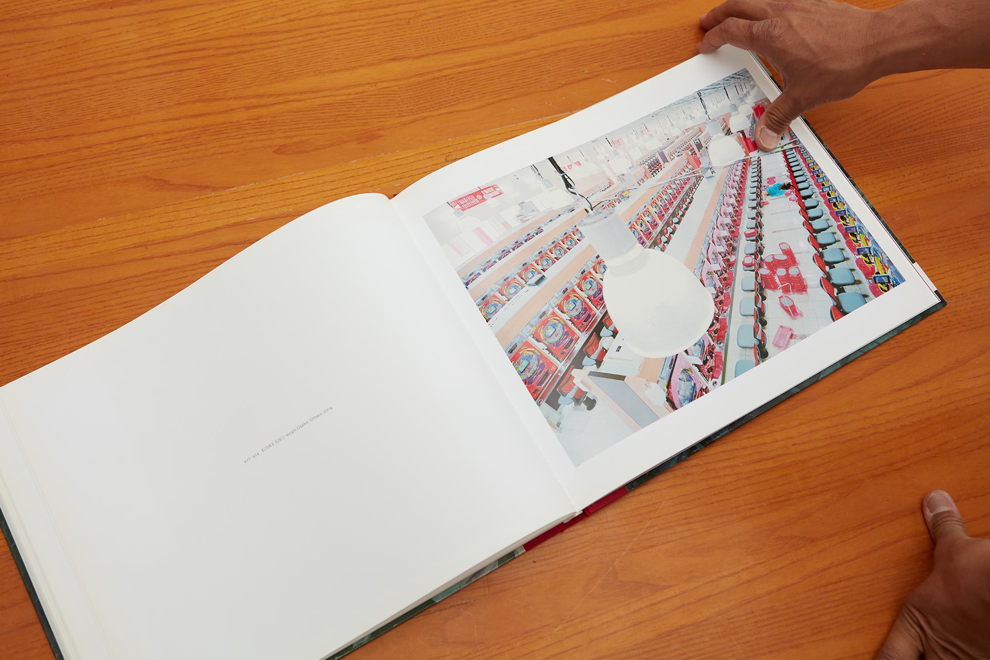 Izima Kaoru, Landscapes With a Corpse(SIGN BOOK / VINTAGE Izima Kaoru, Landscapes With a Corpse(SIGN BOOK / VINTAGE