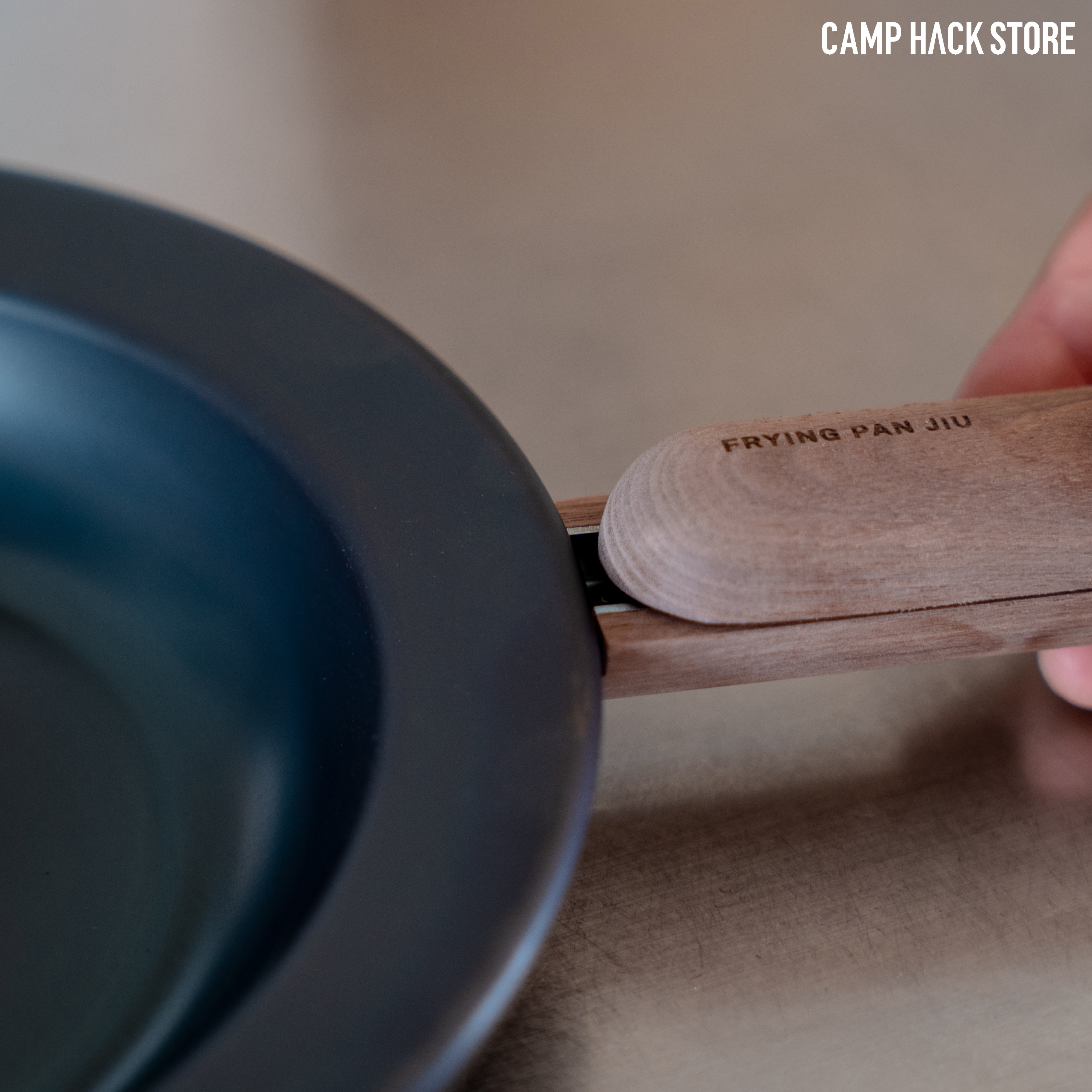 お皿になるって新発想「フライパンジュウ」 | CAMP HACK STORE