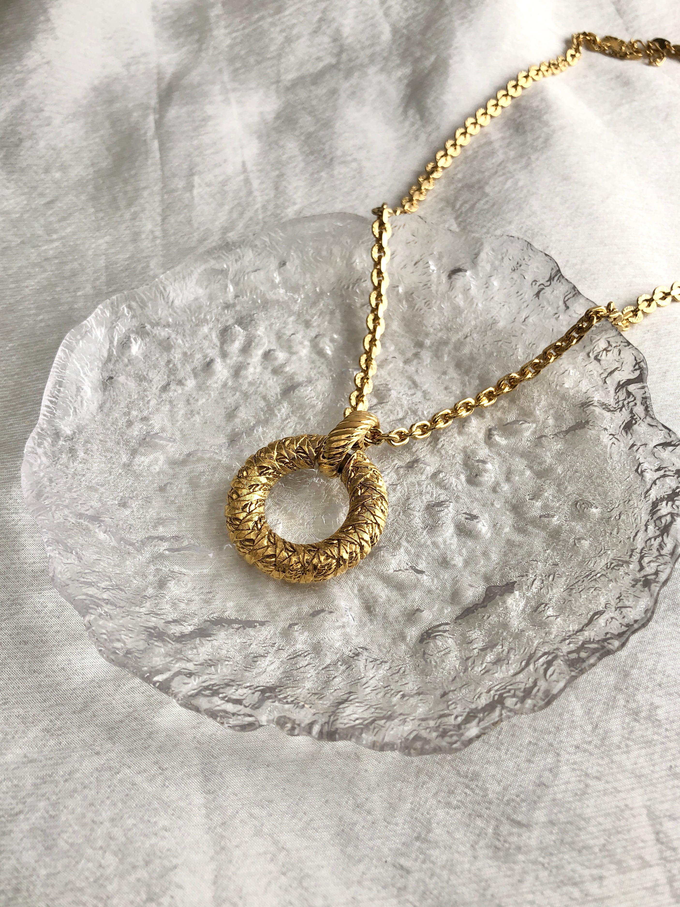 美品 イヴサンローラン ネックレス ゴールド 3連 Y2K ヴィンテージ イヴサンローラン ヴィンテージ ネックレス ブレスレット イヤリング 3