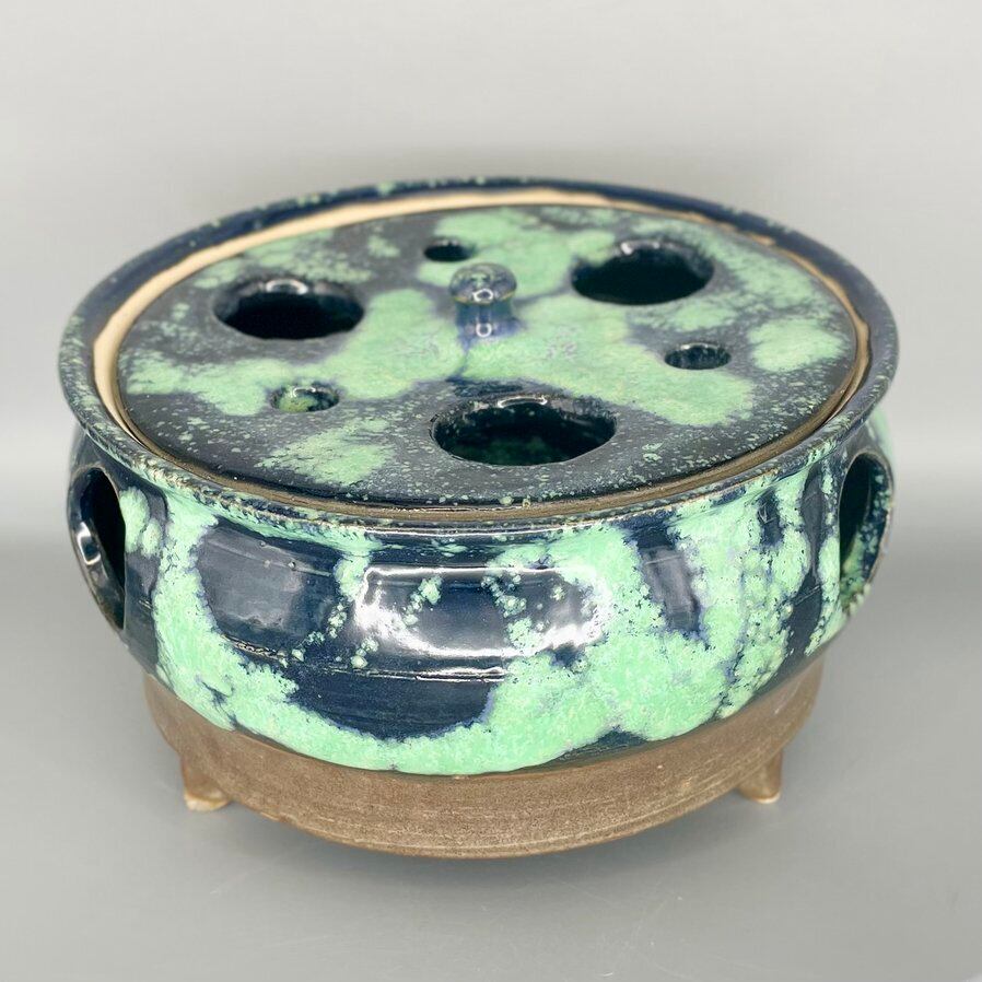 蚊遣器 / 蚊取り線香入れ / 香炉 緑斑紋 | Benzpottery