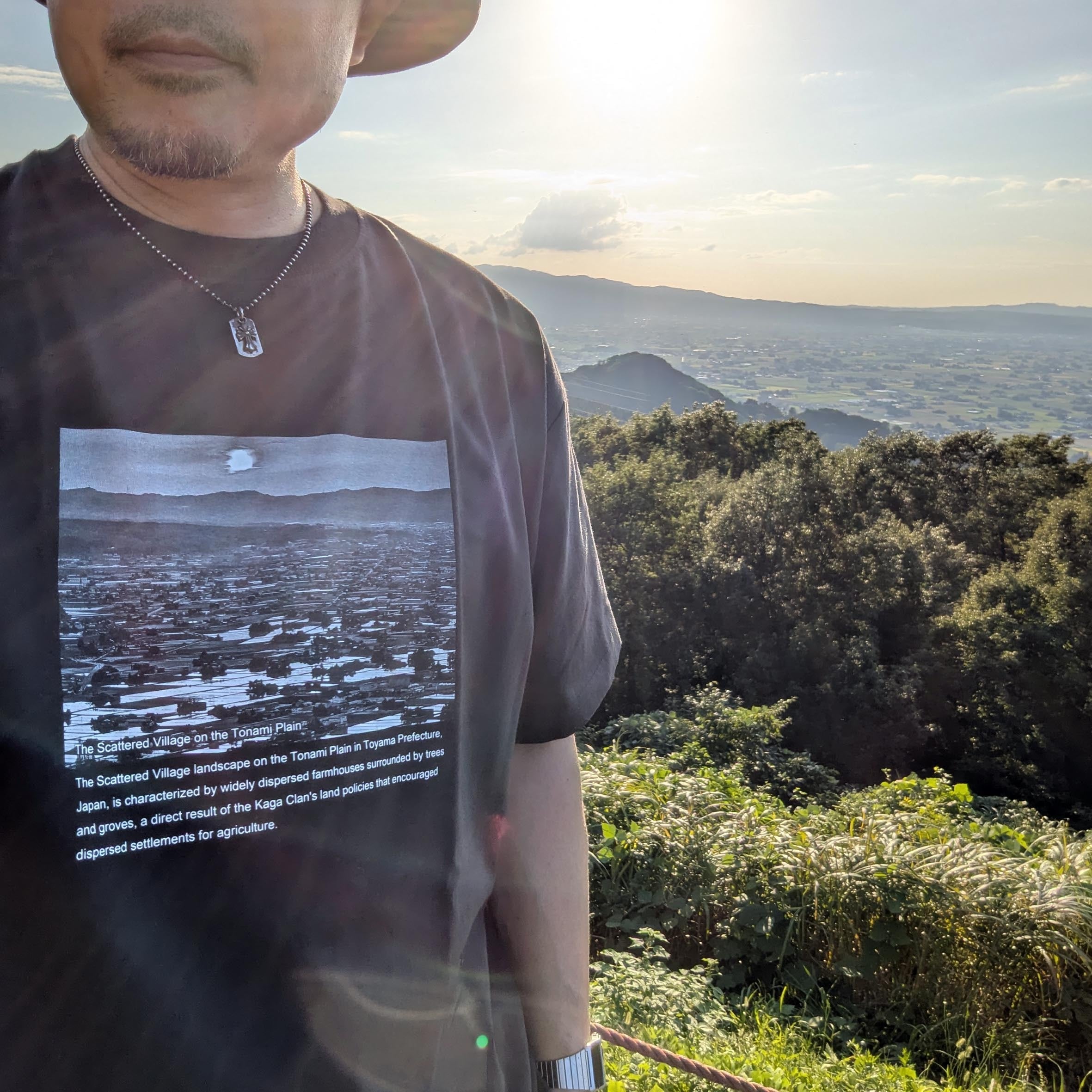 【富山百景シリーズ】Scattered Village Tシャツ【砺波市】